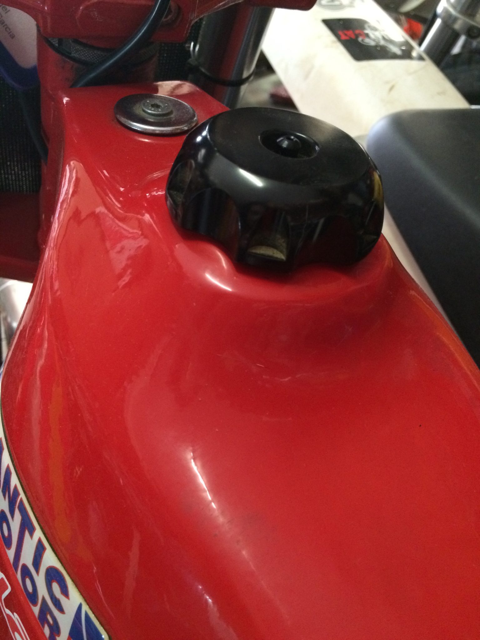 TAPON GASOLINA TAPON GASOLINA